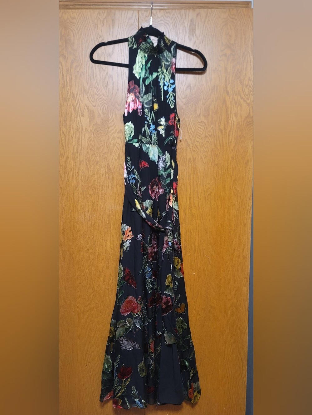 Alice + Olivia  Dita Floral Maxi Dress in Elegant Evening Style Size 0